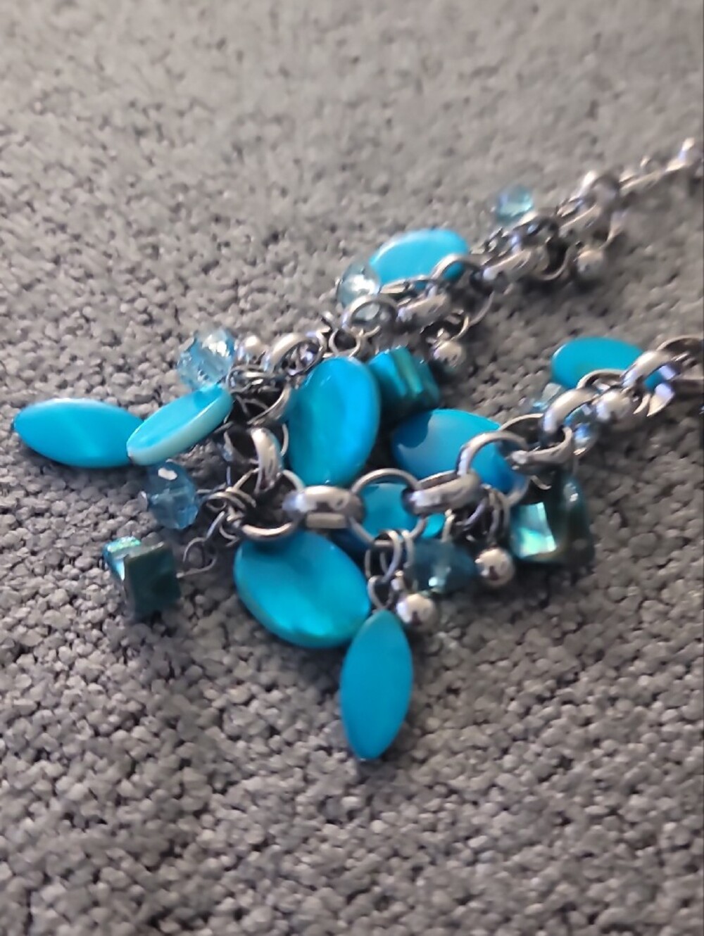 NWOT Paparazzi Turquoise Blue Charm Bib Necklace - Picture 6 of 6
